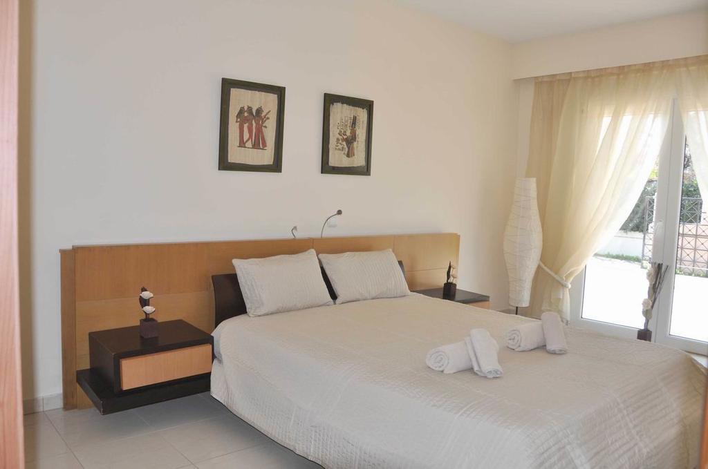 Beautiful House With Garden In Rhodes Villa Ialysos  Buitenkant foto